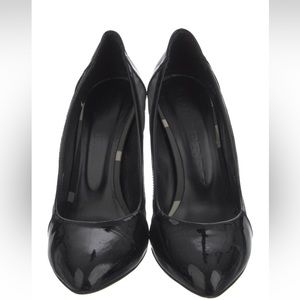 Burberry Patent Leather Pumps Black
